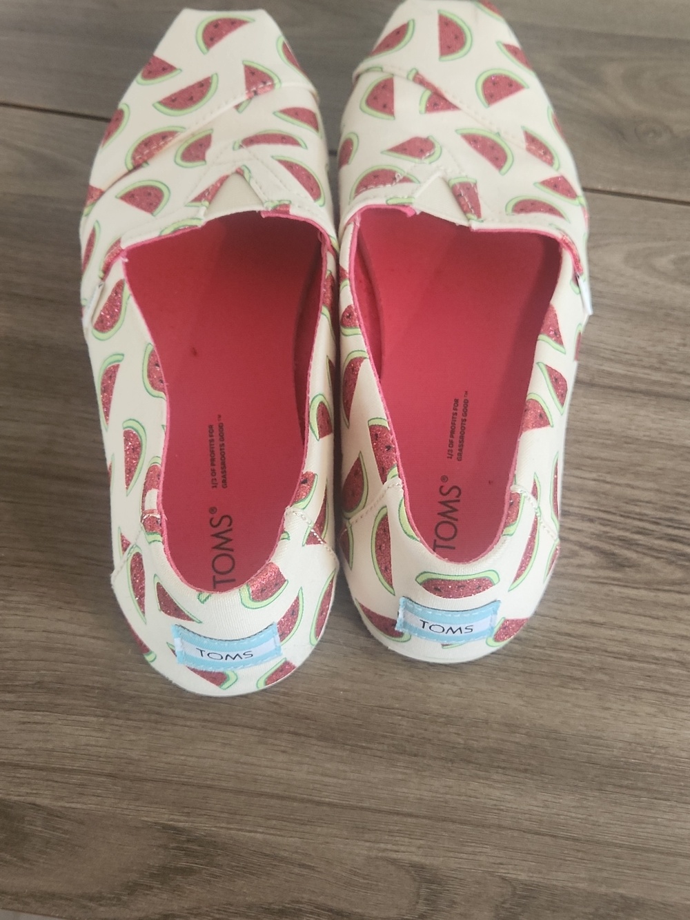 TOMS Watermelon Print Canvas Slip-Ons Size 8 - Picture 2 of 5